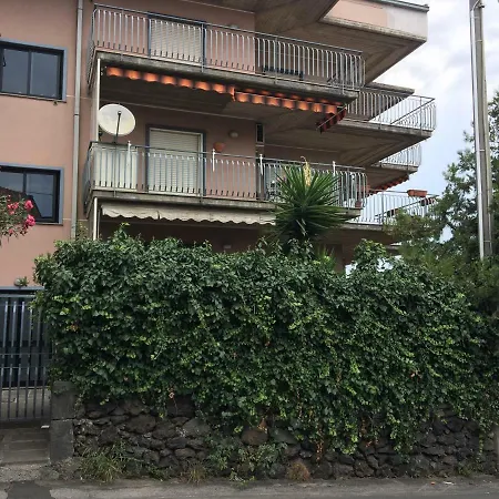 Bellini Mare Etna Apartment